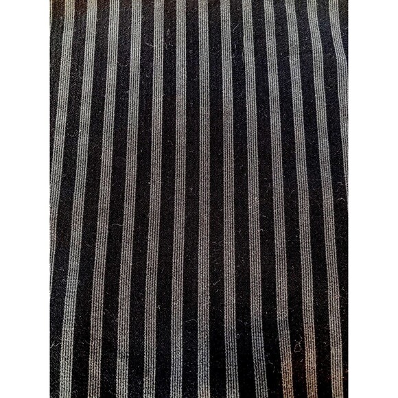Lululemon Vinyasa Rulu Scarf Wrap Convertible Snap Closure Black & Gray Stripes - Picture 6 of 9